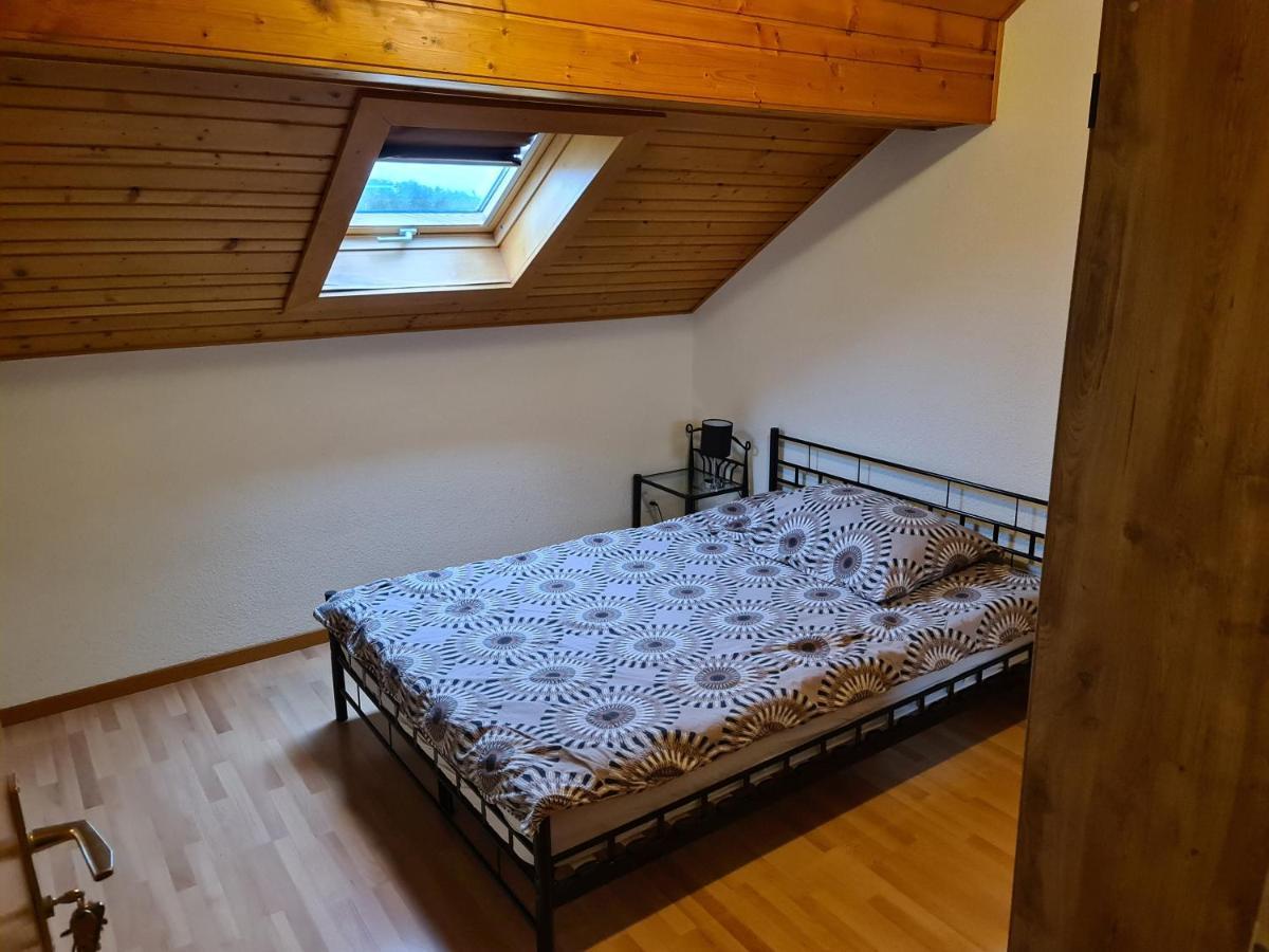 Auberge De Ballens Luaran gambar