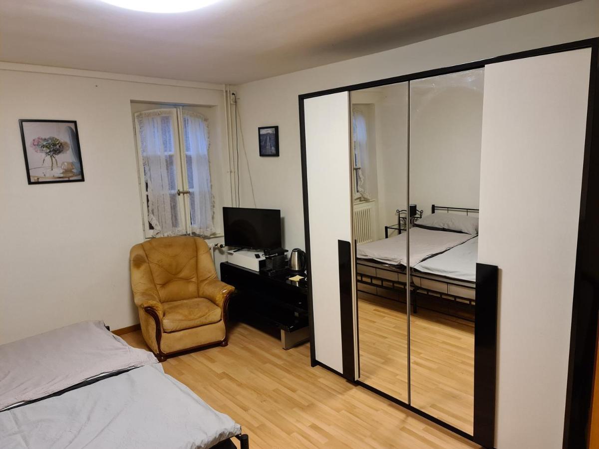 Auberge De Ballens Luaran gambar