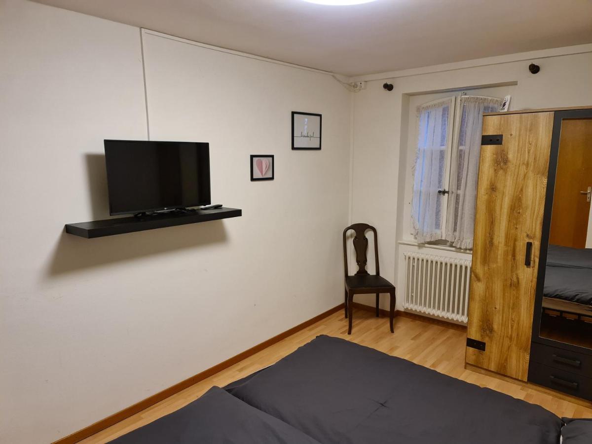Auberge De Ballens Luaran gambar
