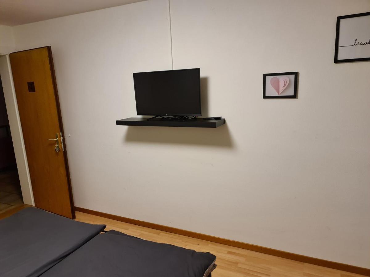 Auberge De Ballens Luaran gambar